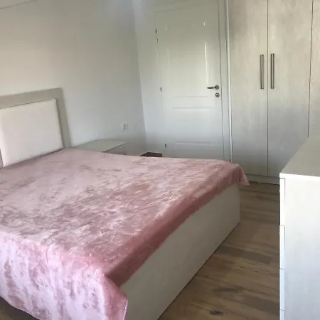 Flat Center 4 公寓 *